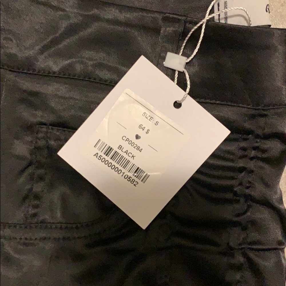 Adika Ruched Leg Pants - Picture 6 of 6